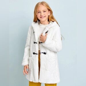 SHEIN Girls 8yr White Fur Coat